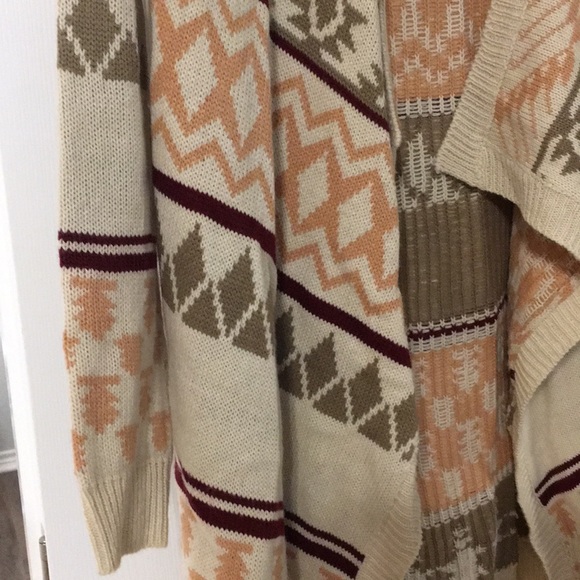 Gorgeous Cream Maroon & Hunter Cardigan S\M - Picture 3 of 7